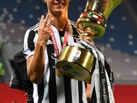 米兰体育在线-包含尤文图斯突破障碍，获得宝贵胜利的词条