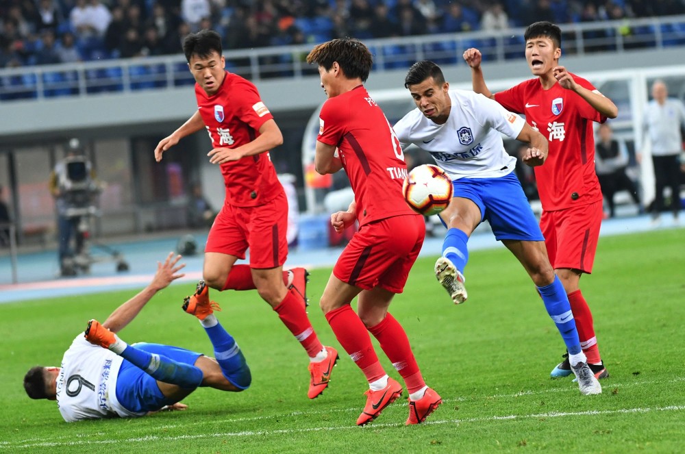 天津队开场失误频现,客场遇险终获平分 天津队开场失误频现,客场遇险终获平分