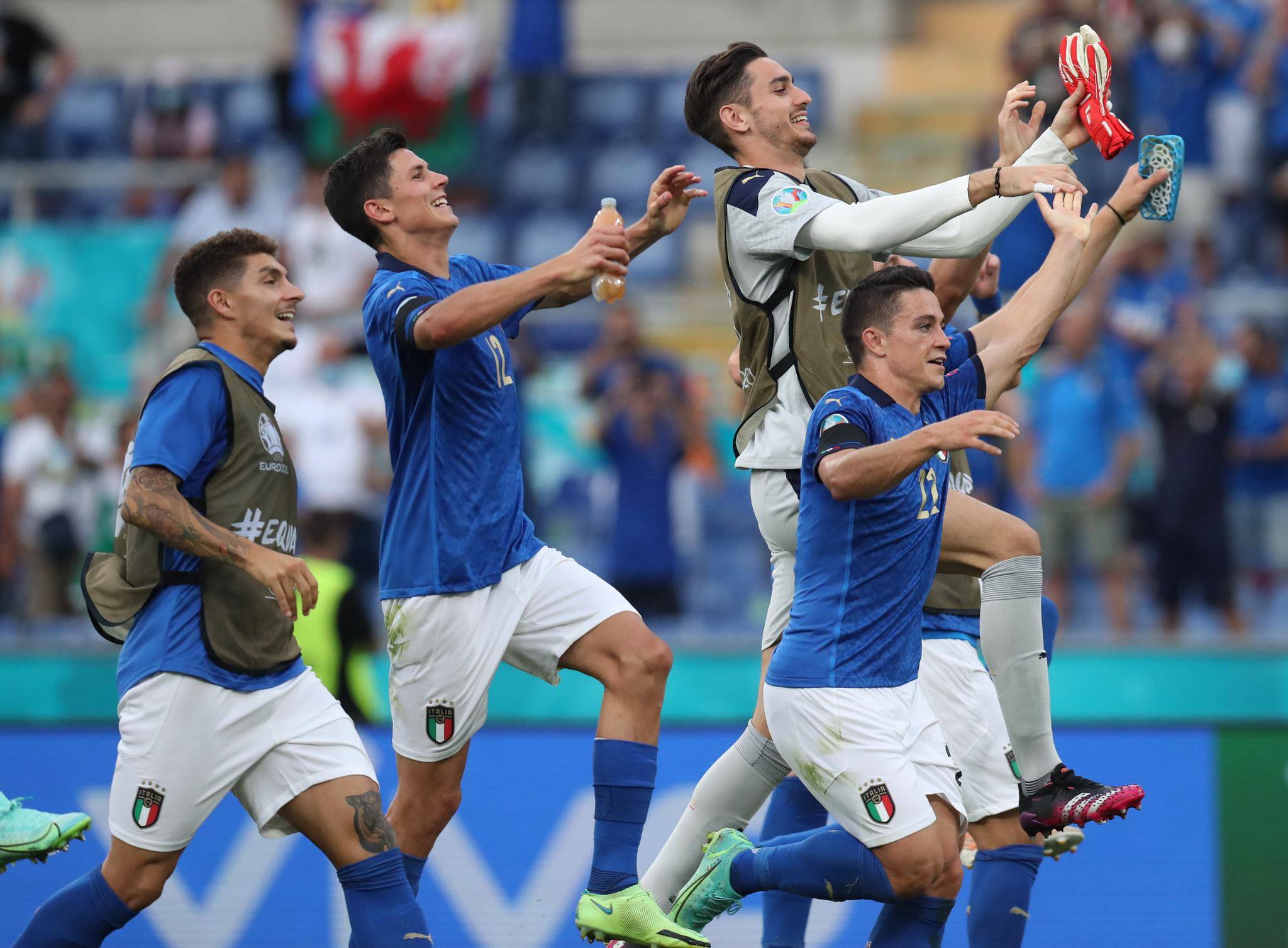 英格兰女足小组赛连胜晋级，意大利男足遗憾出局的简单介绍