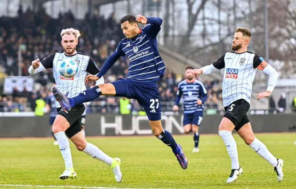 关于汉堡球队客场败北，前景堪忧的信息