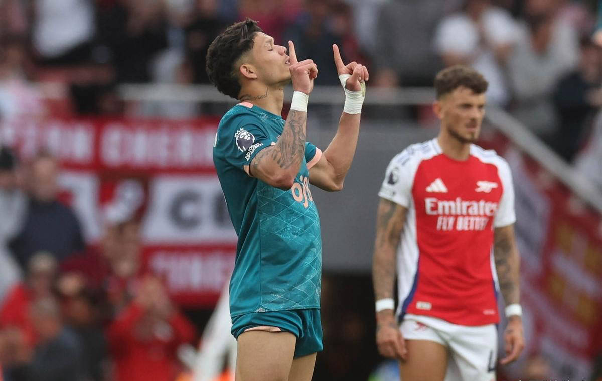 阿森纳积极备战英超下一轮比赛,球队状态回暖 阿森纳积极备战英超下一轮比赛,球队状态回暖