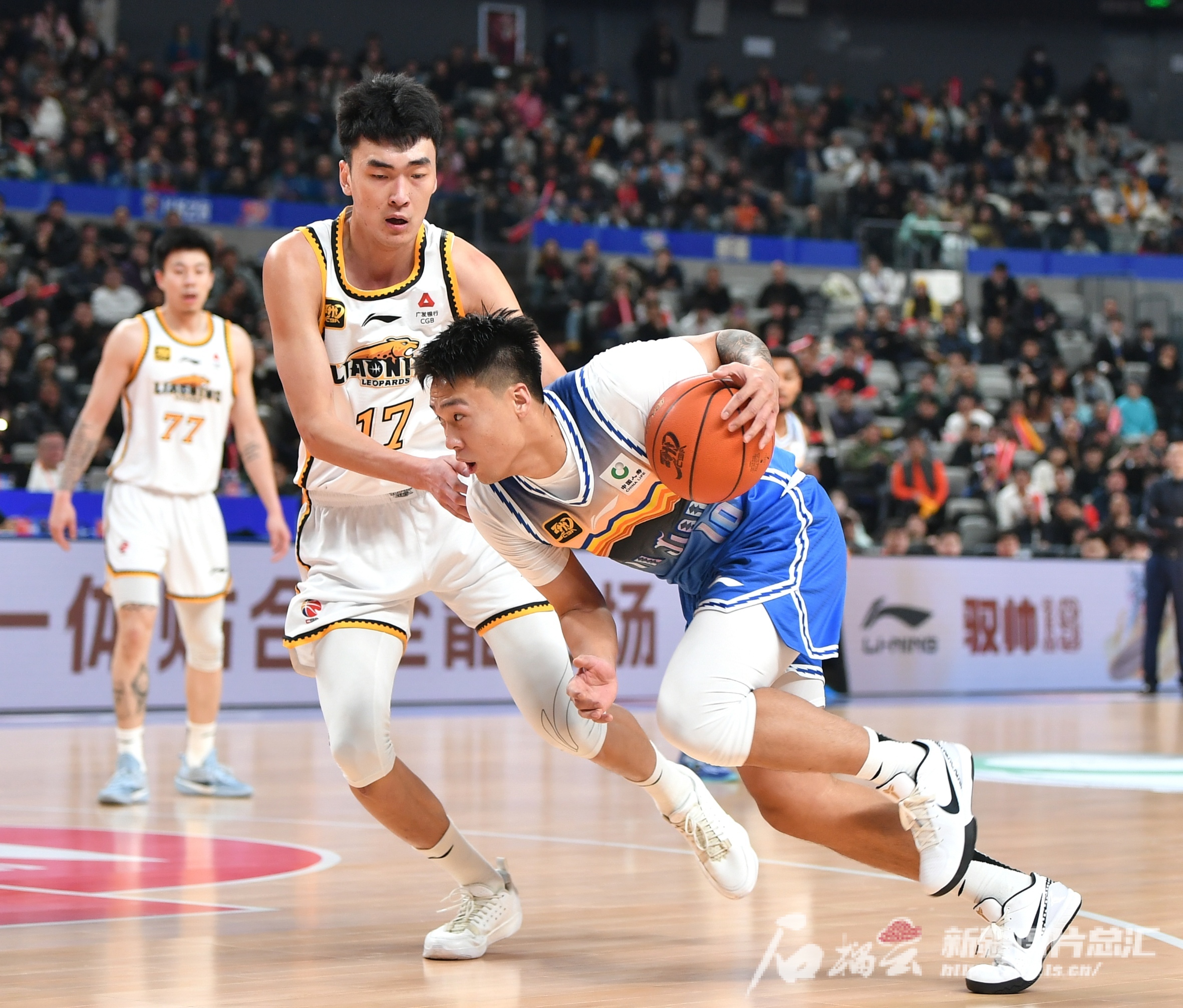 包含新疆男篮凭借实力晋级总决赛,争夺冠军归属的词条 包含新疆男篮凭借实力晋级总决赛,争夺冠军归属的词条