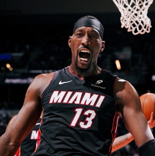 热火险胜公牛,巴特勒压哨绝杀的简单介绍 热火险胜公牛,巴特勒压哨绝杀的简单介绍