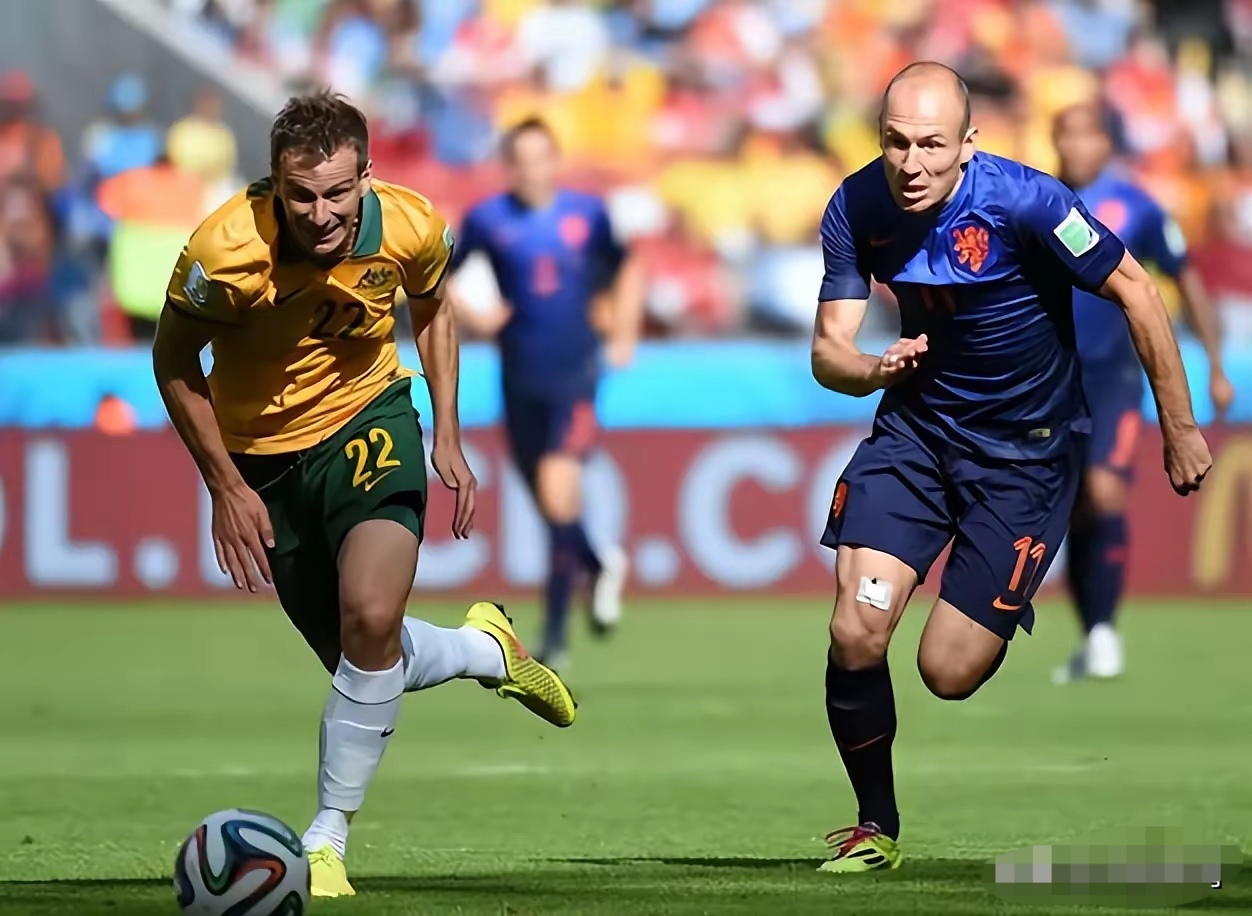 包含荷兰连扳两球，险胜波兰晋级的词条