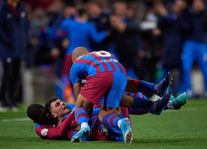 塞维利亚客场战胜巴伦西亚，继续保持不败纪录的简单介绍