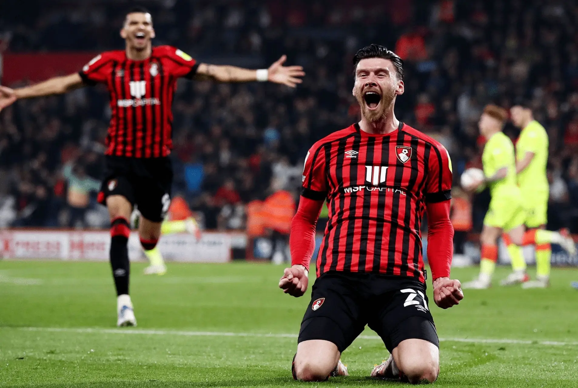 包含伯恩茅斯主教练表态，球队备战自信的词条