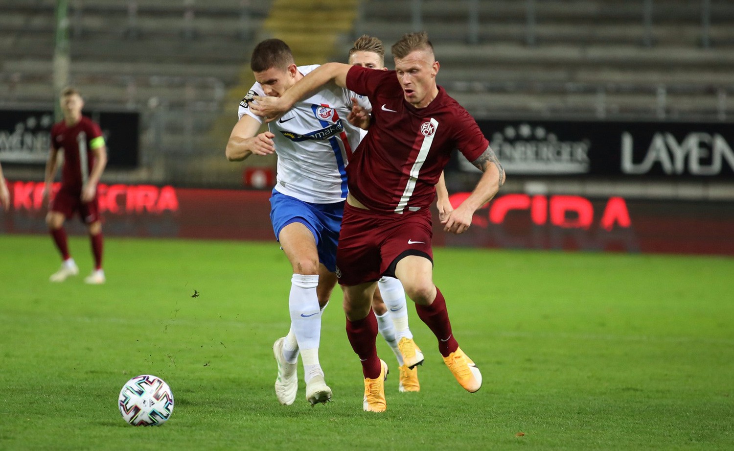 史塔斯堡队在法甲联赛中排名前几位